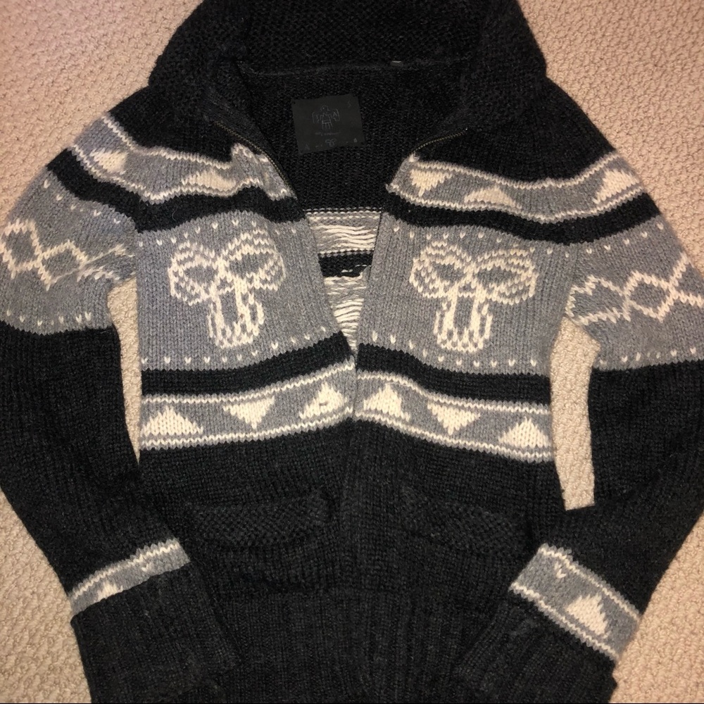 2016 TNA Logo Wool Cozy Sweater